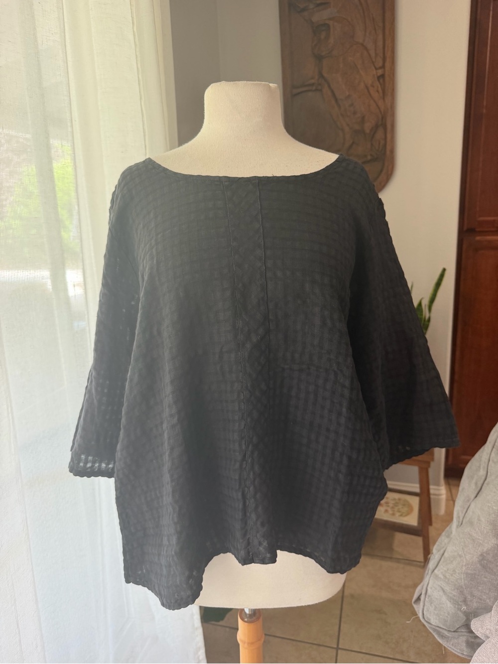 Women's Black Textured Boxy Tunic Top - Relaxed Fit
